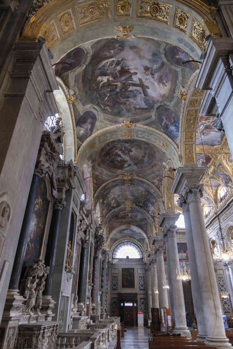 Italia - Génova 060 - basílica de Santa Maria delle Vigne.jpg